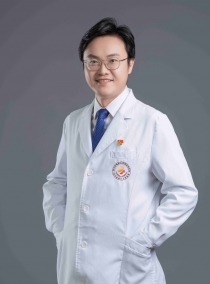 阴骏